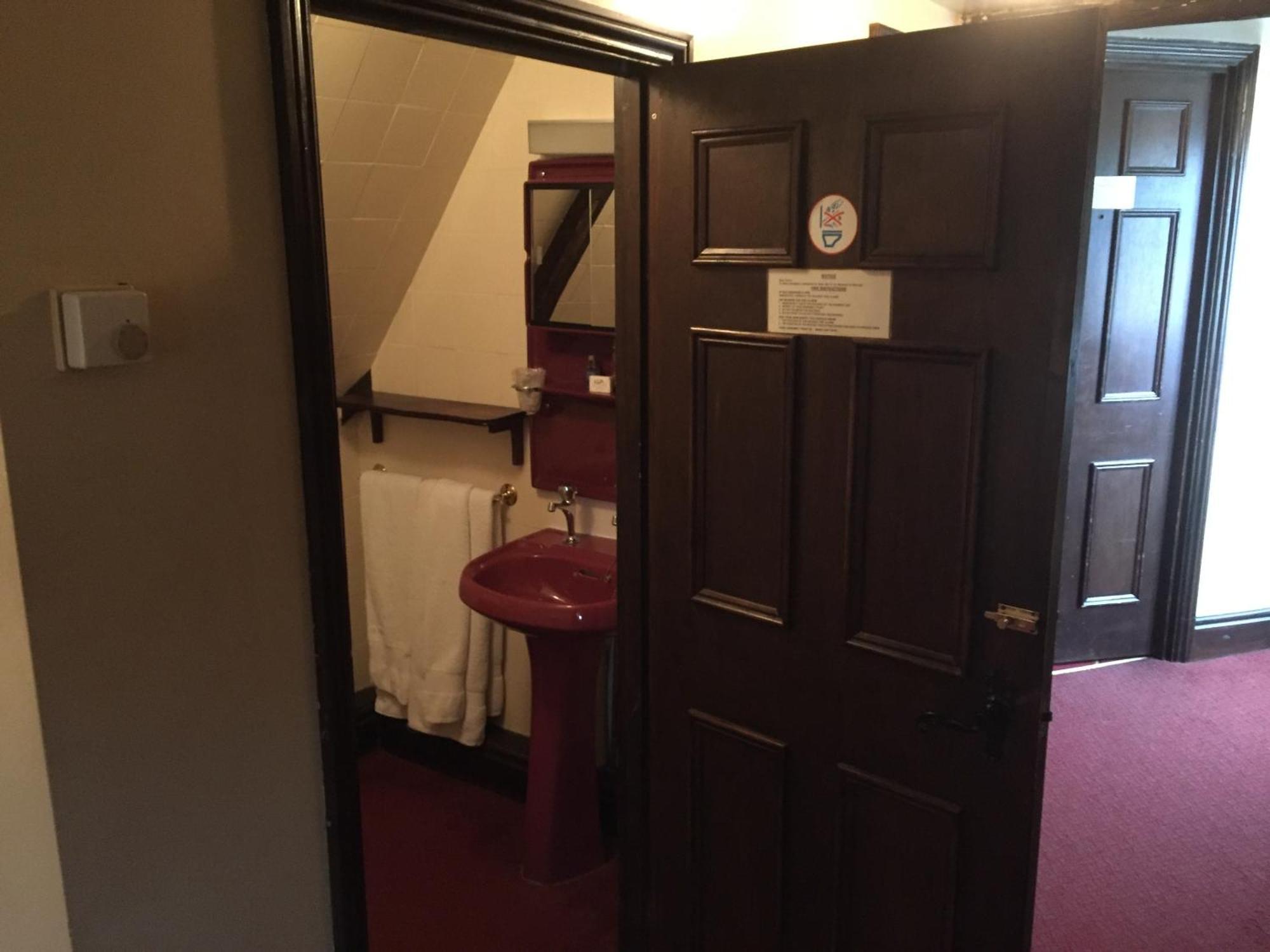 Cross Keys Hotel