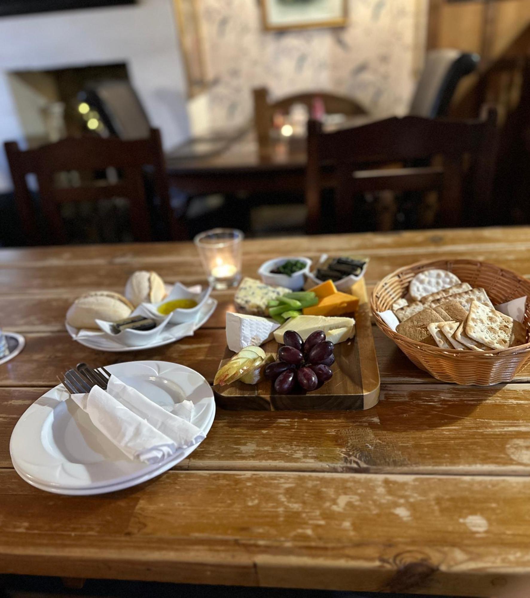 Cross Keys